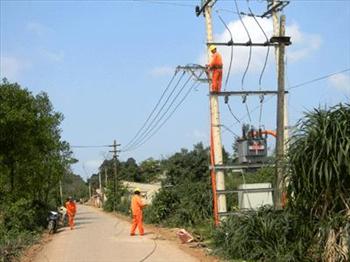 Miền Trung - Tây Nguyên Đảm bảo an toàn lưới điện mùa mưa bão
